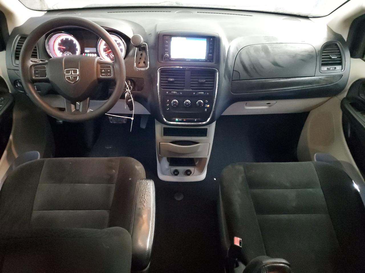 2015 Dodge Caravan - Image 8