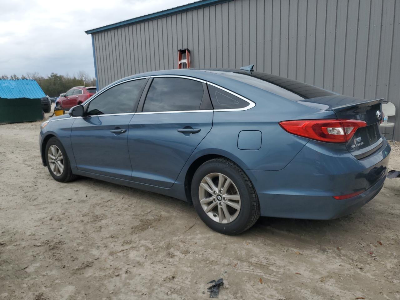 2015 Hyundai Sonata - Image 2