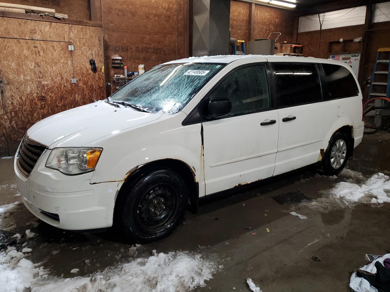 2008 Chrysler Town & Country - Image 1