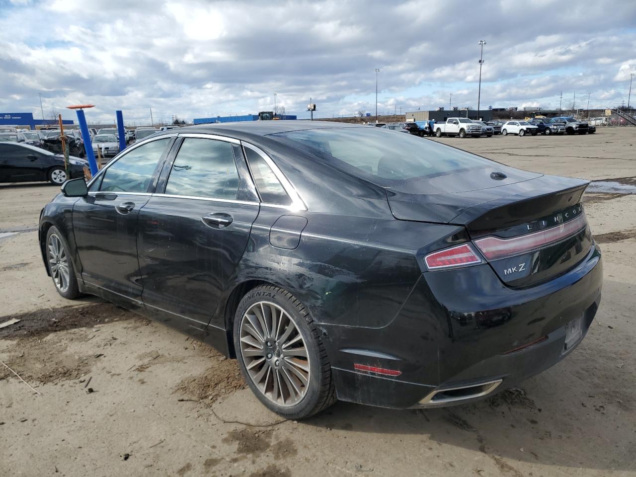 2015 Lincoln MKZ - Image 2