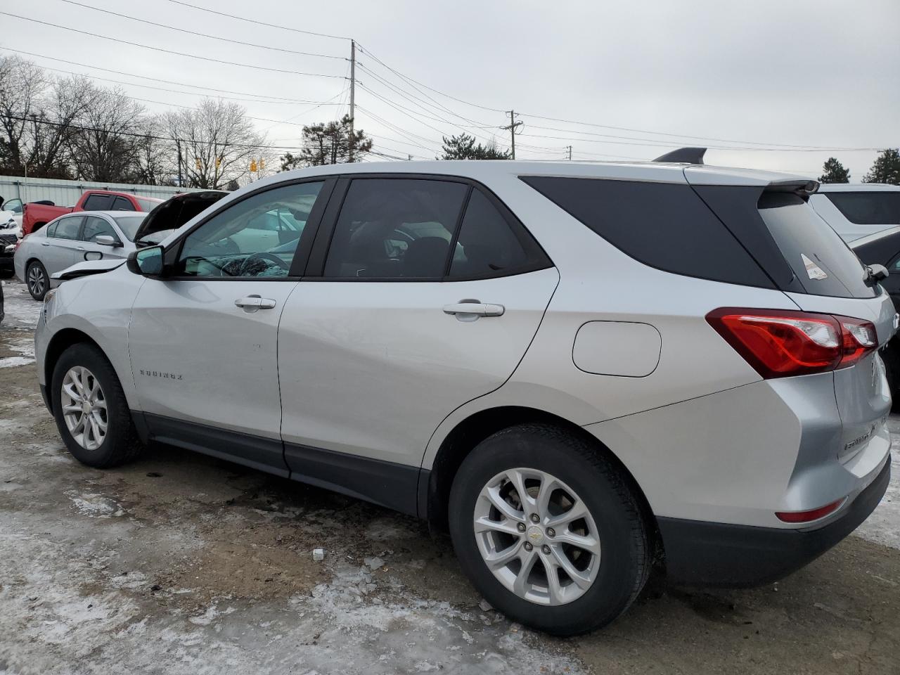 2021 Chevrolet Equinox - Image 2