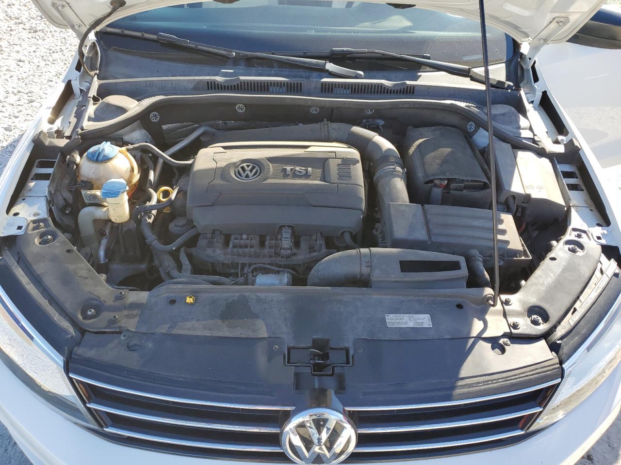 2015 Volkswagen Jetta - Image 11