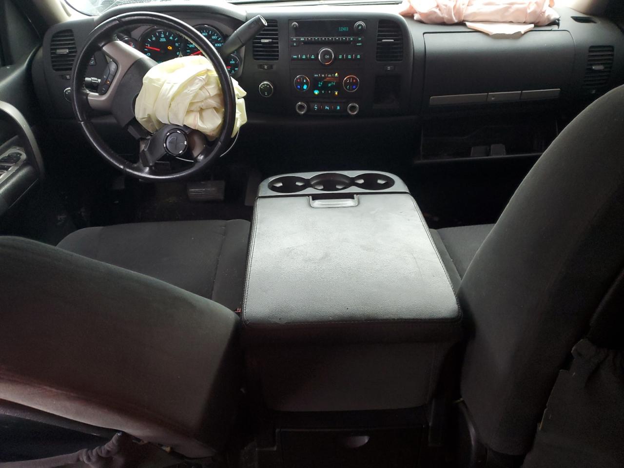 2009 GMC Sierra - Image 8