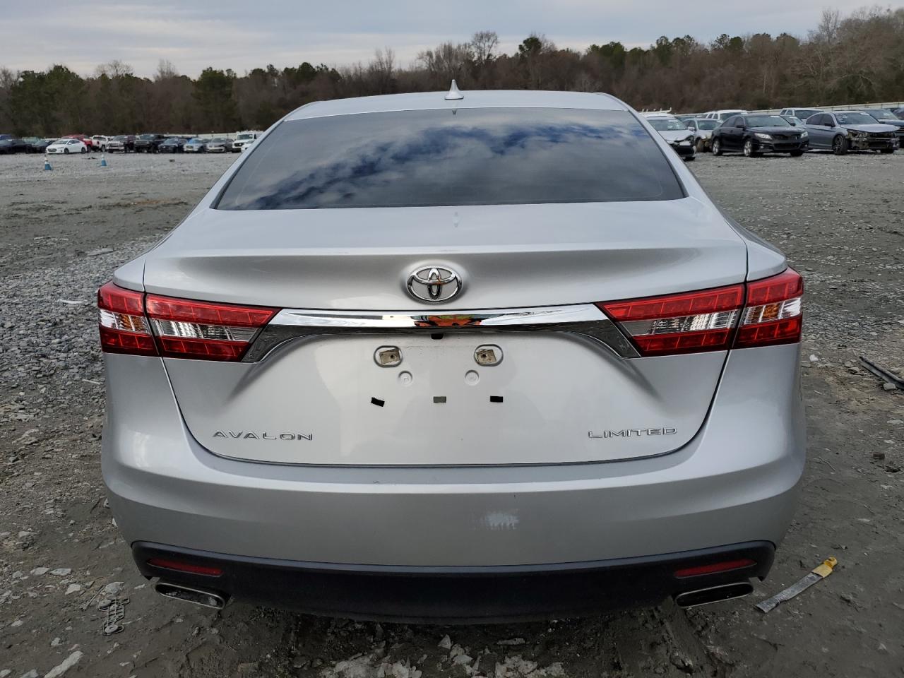 2013 Toyota Avalon - Image 6