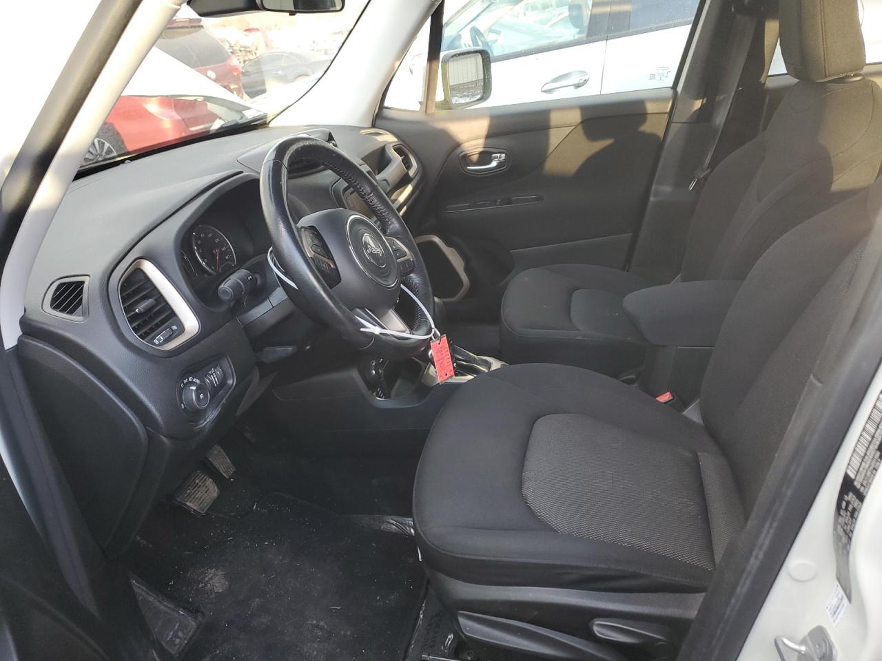 2016 Jeep Renegade - Image 7