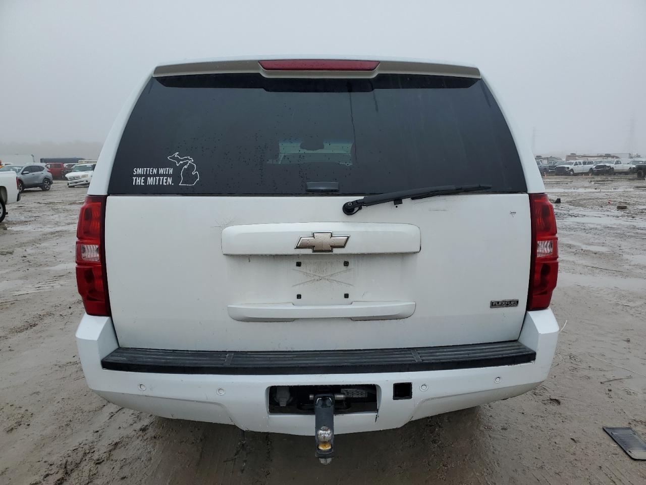 2008 Chevrolet Suburban - Image 6