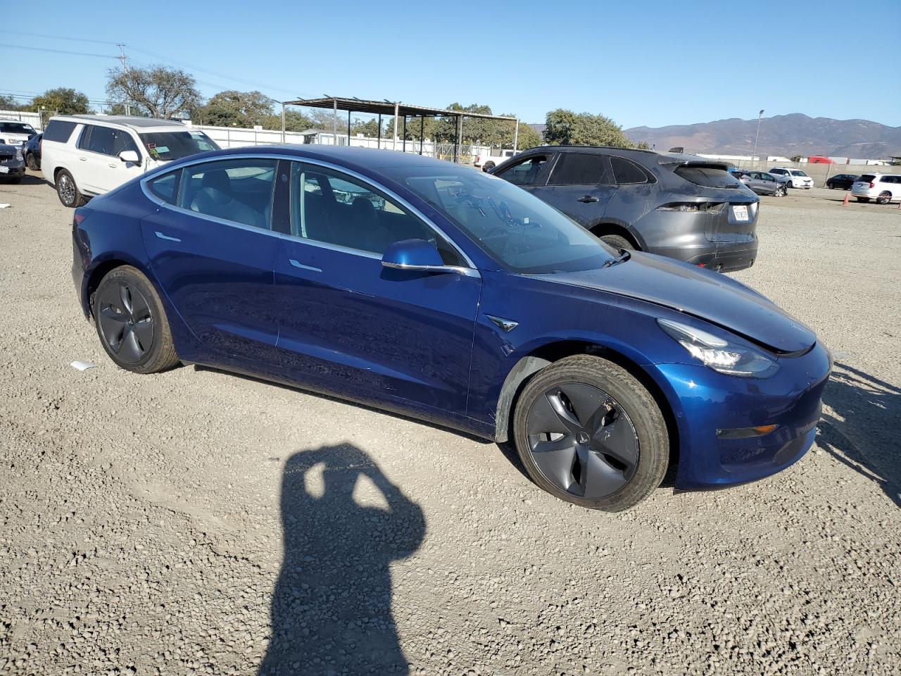 VIN 5YJ3E1EAXJF014707 2018 TESLA MODEL 3 no.4