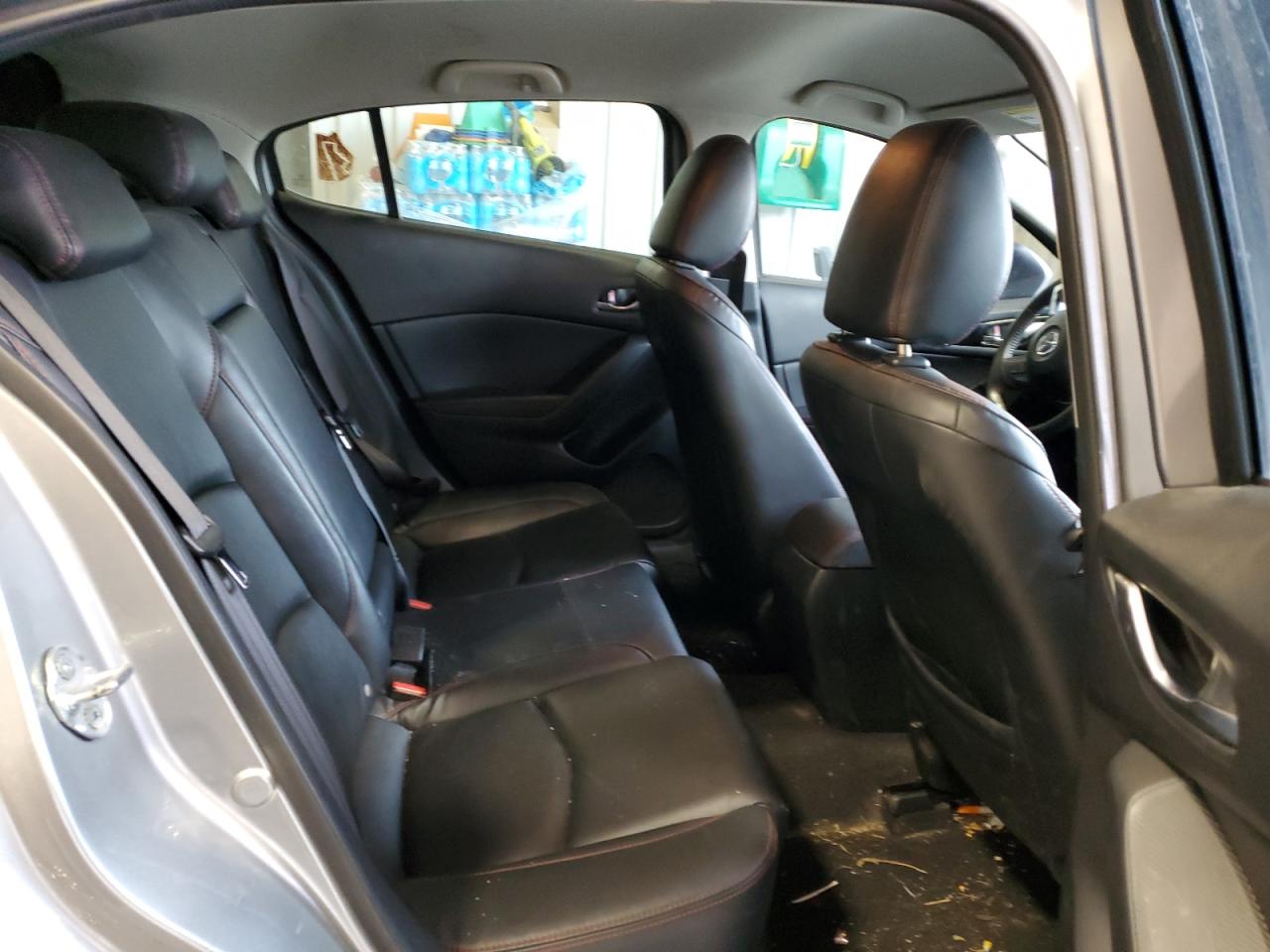 2014 Mazda 3 - Image 10