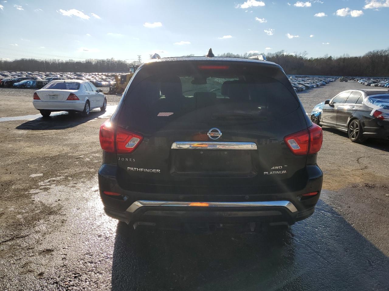 2019 Nissan Pathfinder - Image 6