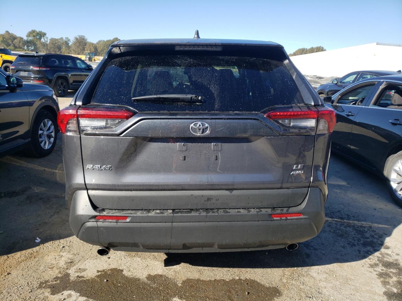 2024 Toyota RAV 4 - Image 6