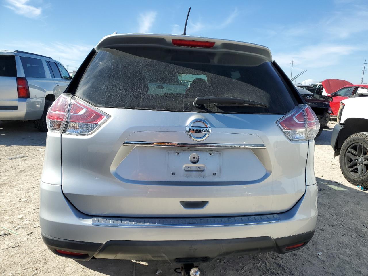 2016 Nissan Rogue - Image 6