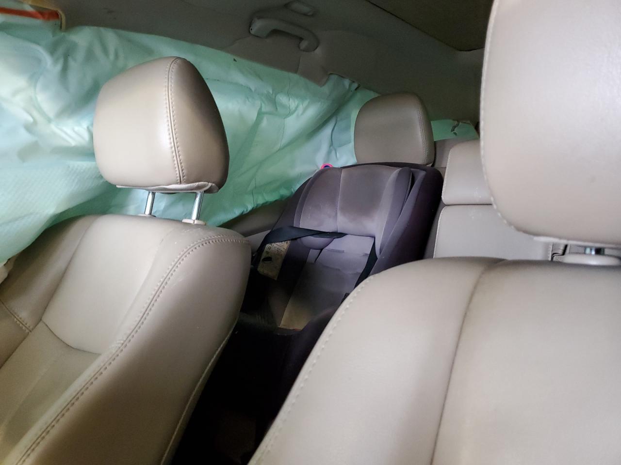 2015 Nissan Pathfinder - Image 11