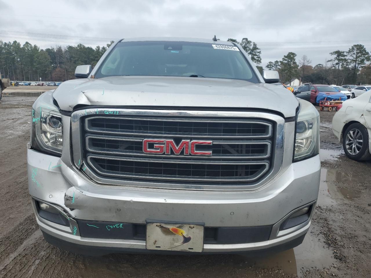 2015 GMC Yukon - Image 5