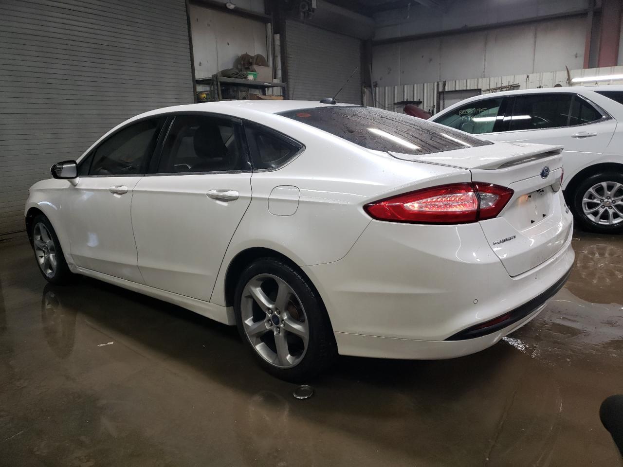 2015 Ford Fusion - Image 2