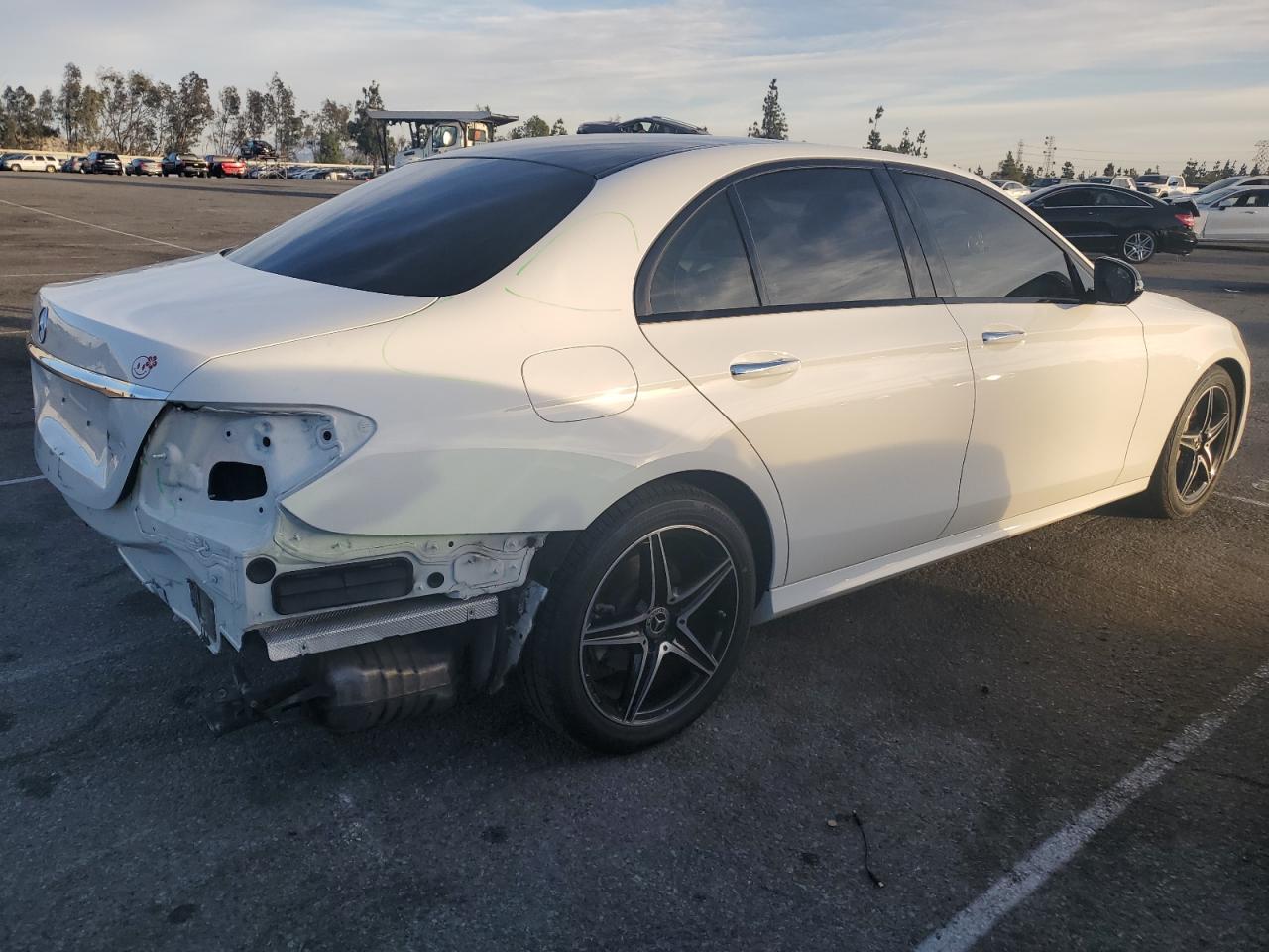 2019 Mercedes-Benz E-klasse - Image 3
