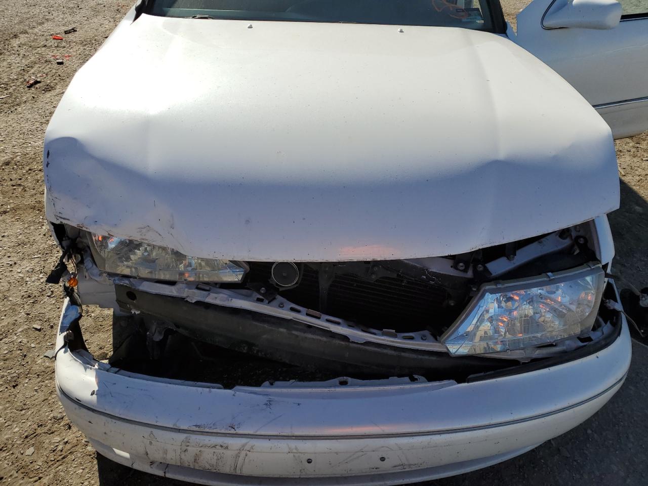 1999 Toyota Avalon - Image 12