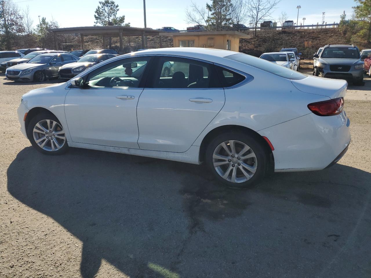2016 Chrysler 200 - Image 2