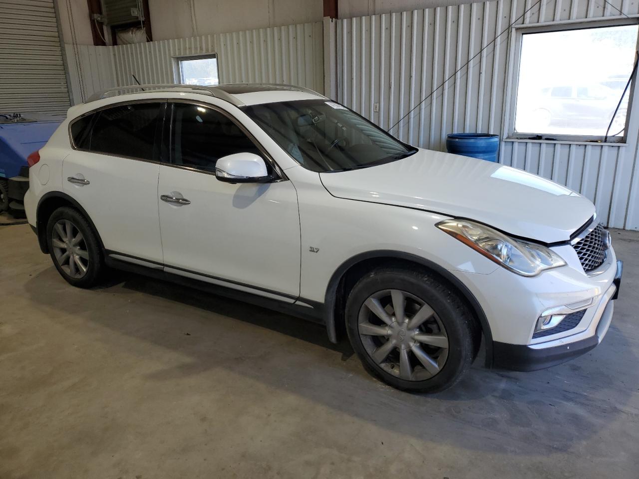 2017 Infiniti QX50 - Image 4