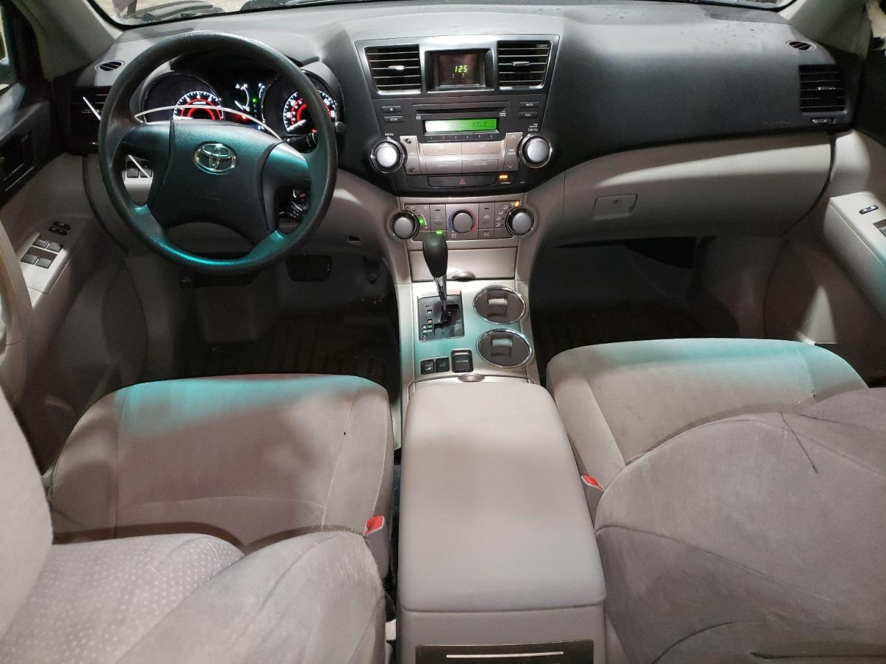 2011 Toyota Highlander - Image 8