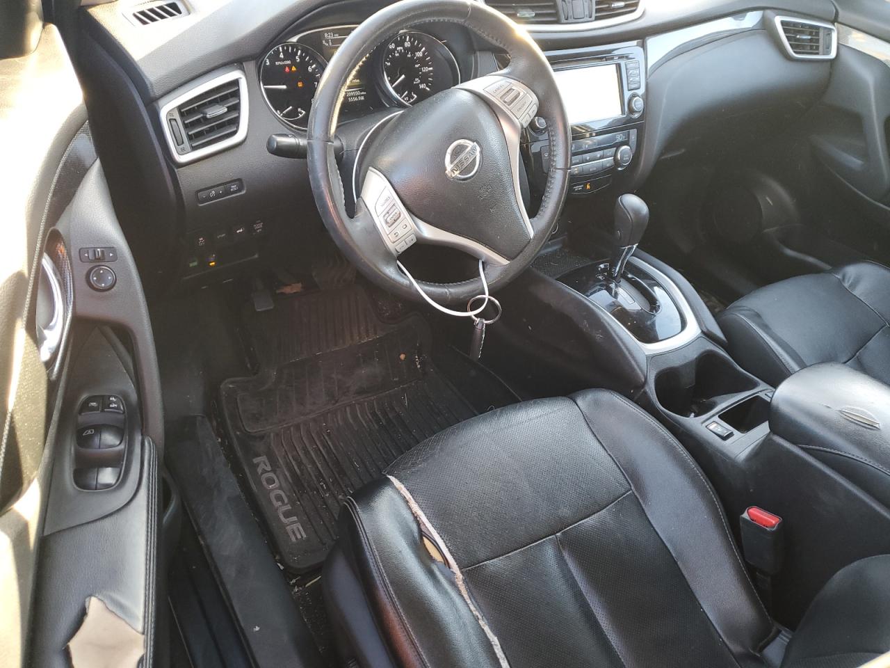 2015 Nissan Rogue - Image 8