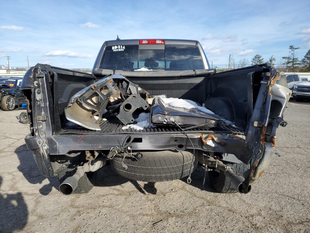 2016 RAM 1500 - Image 6