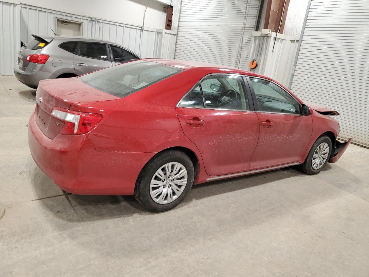 VIN 4T1BF1FK5EU786265 2014 TOYOTA CAMRY no.3