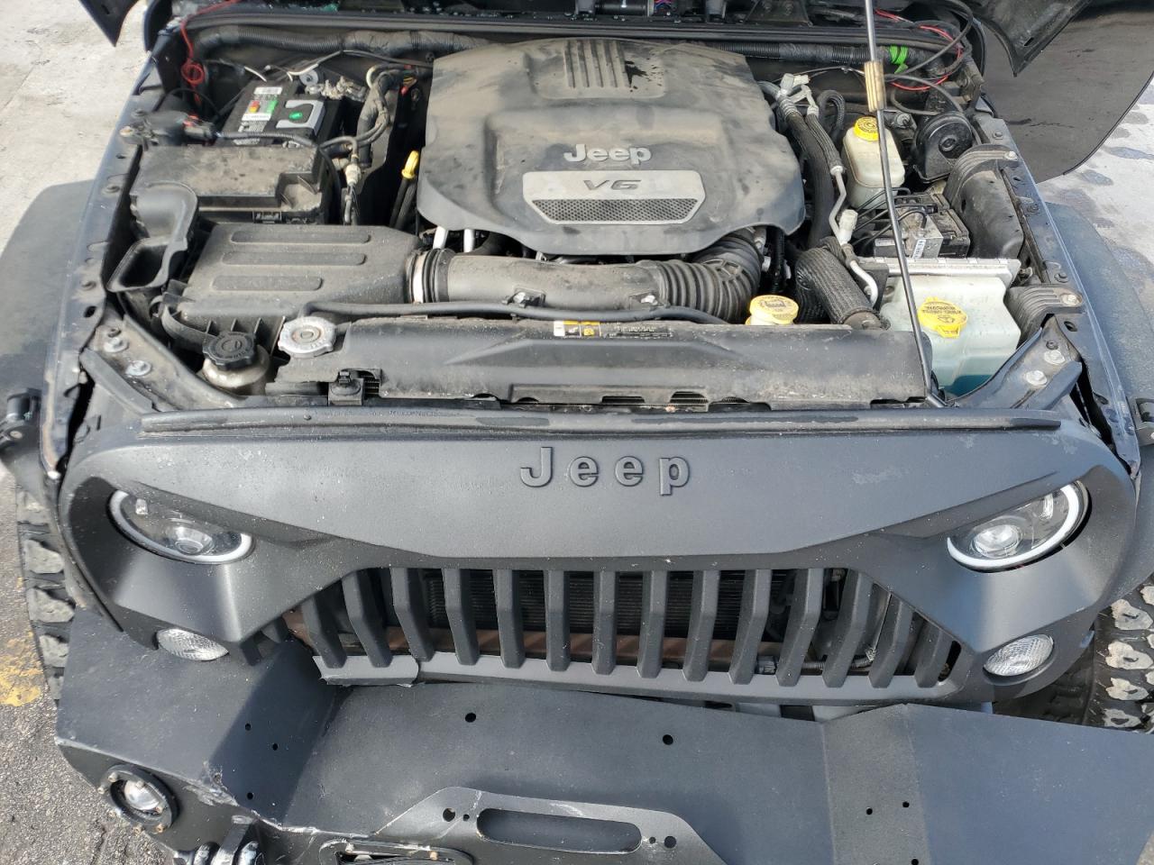 2017 Jeep Wrangler - Image 12