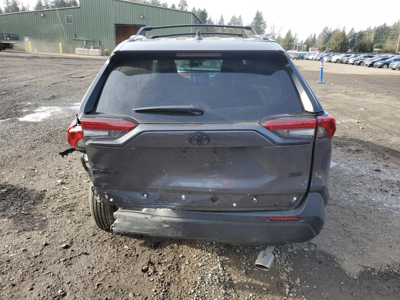 2024 Toyota RAV 4 - Image 6