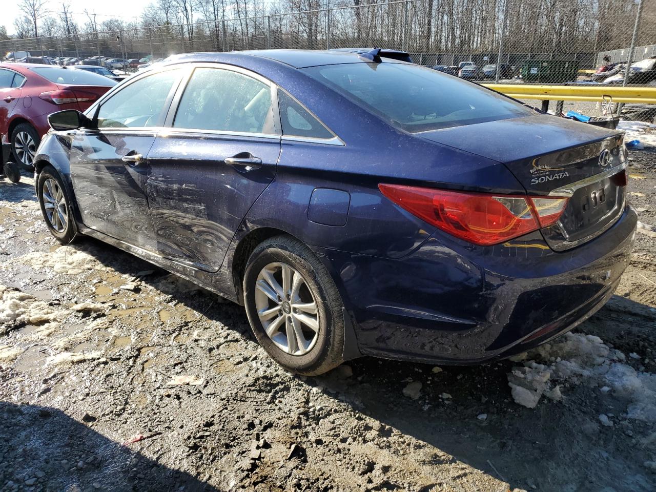 2012 Hyundai Sonata - Image 2