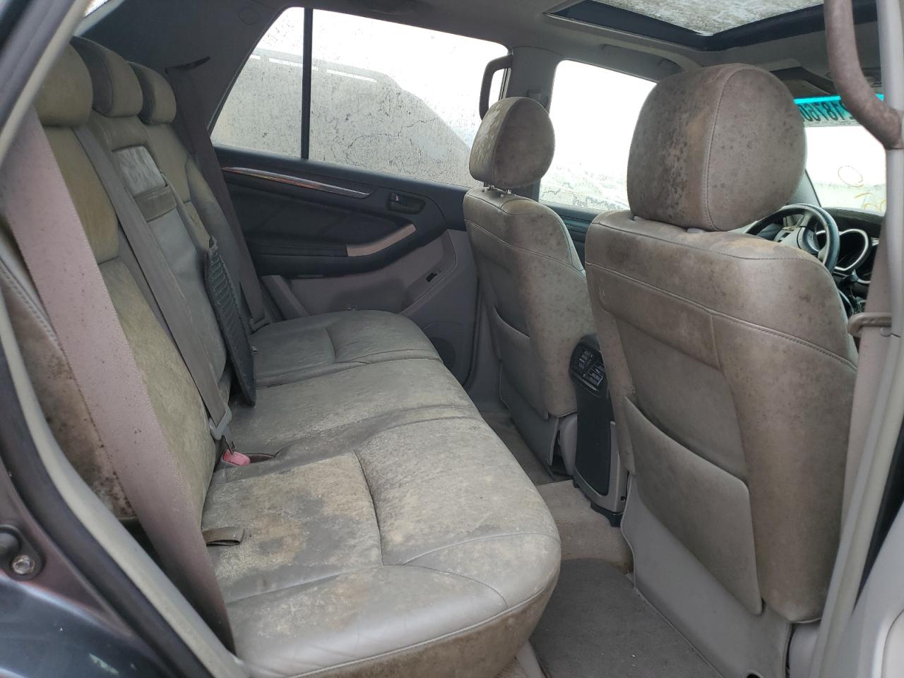 2003 Toyota 4Runner - Image 11