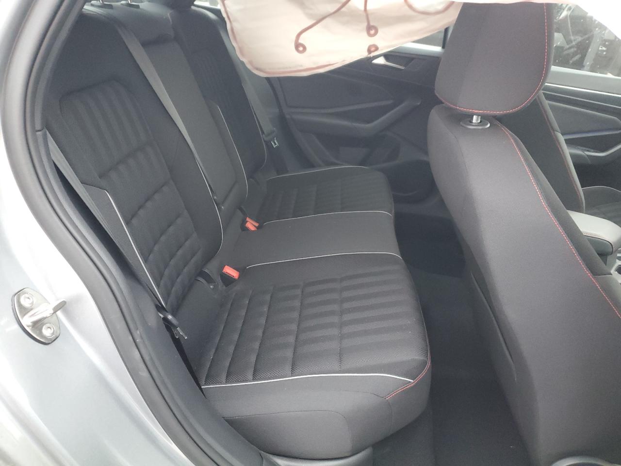 2021 Volkswagen Jetta - Image 10
