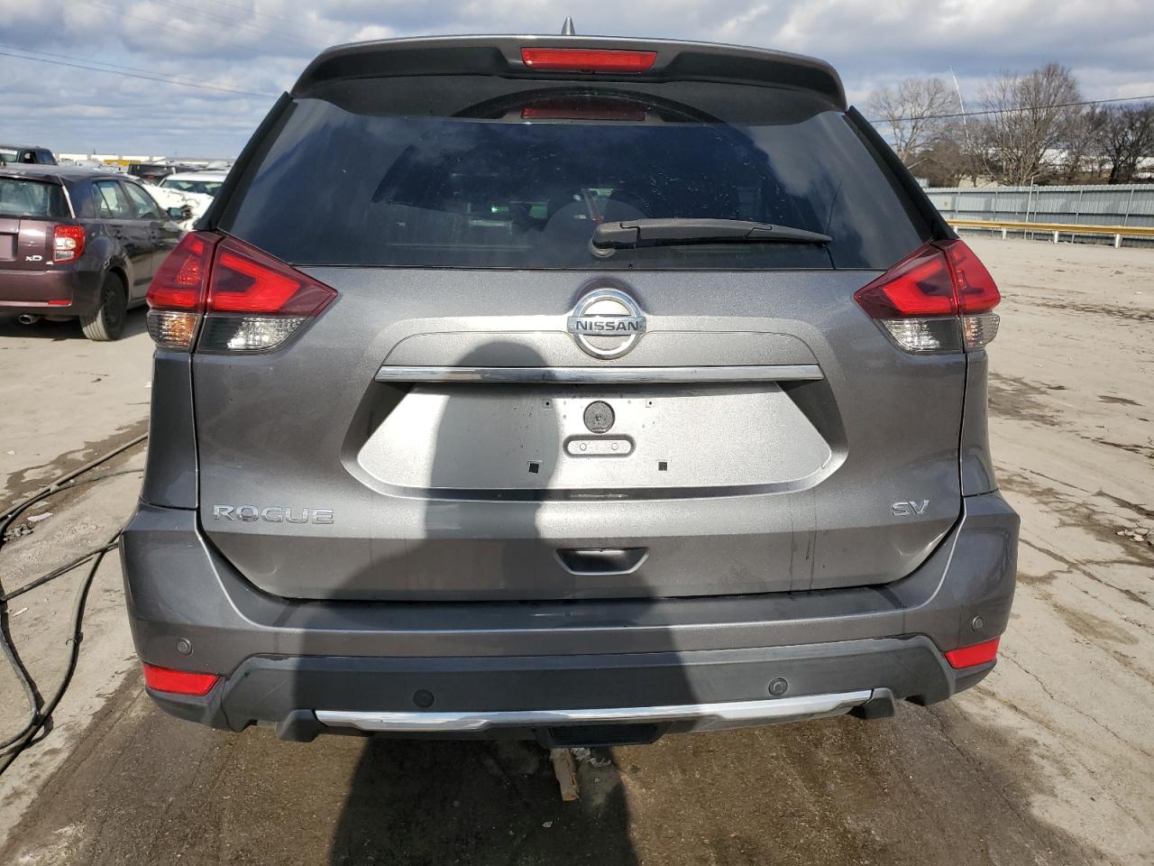 VIN 5N1AT2MT6KC771216 2019 NISSAN ROGUE no.6