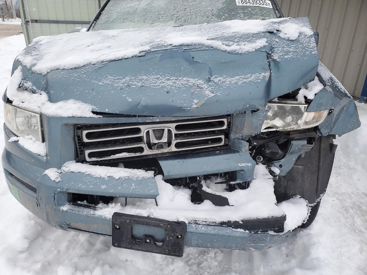 2006 Honda Ridgeline - Image 12