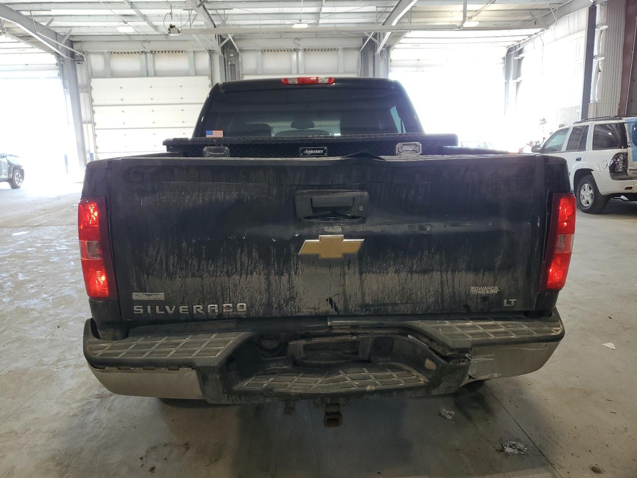 2011 Chevrolet Silverado - Image 6