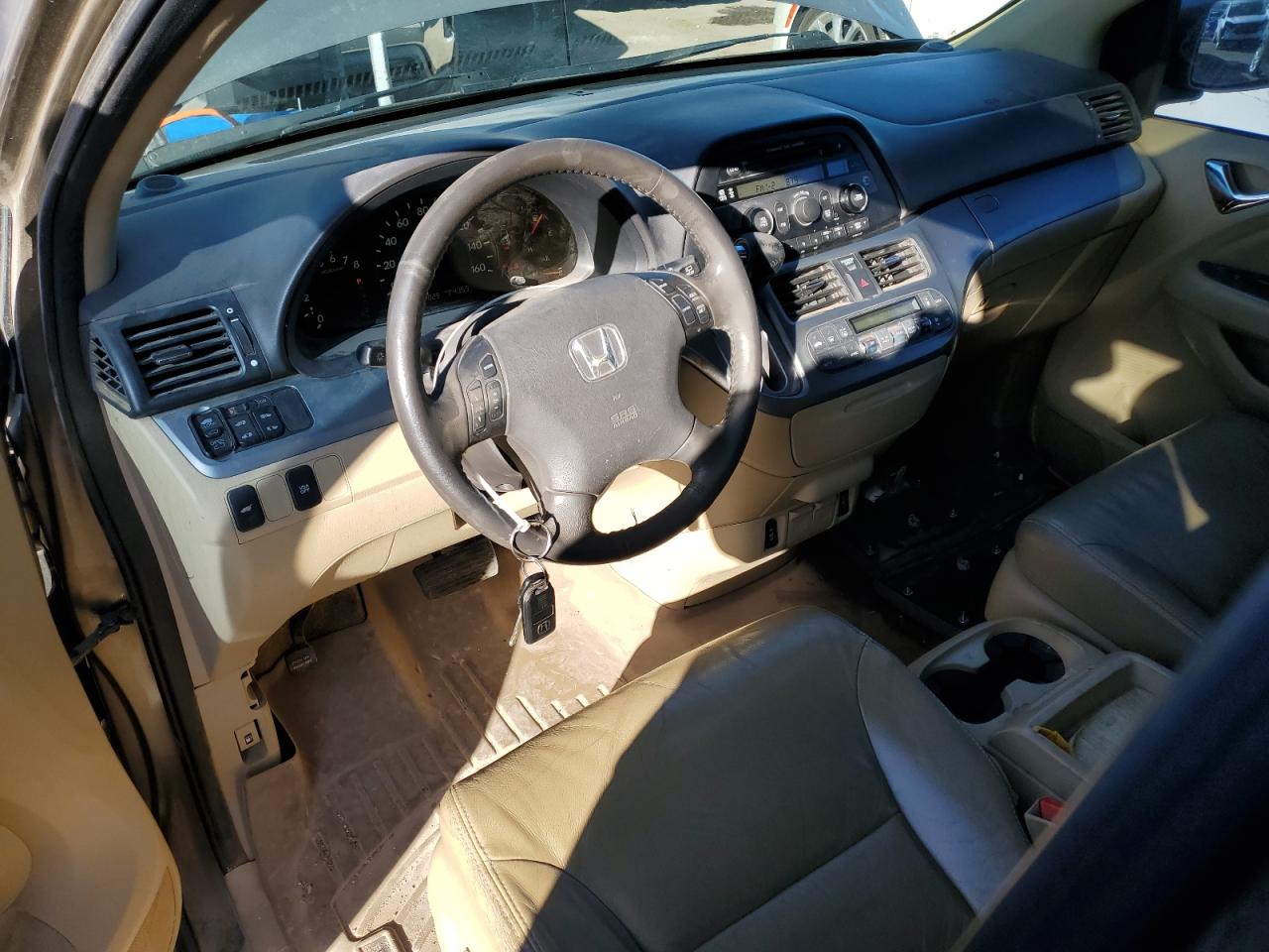 2010 Honda Odyssey - Image 8