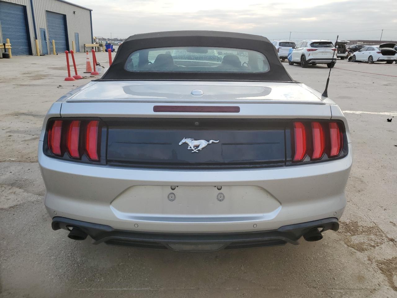 2018 Ford Mustang - Image 6