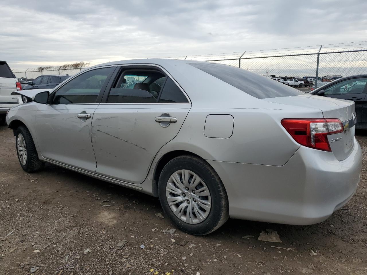 2014 Toyota Camry - Image 2