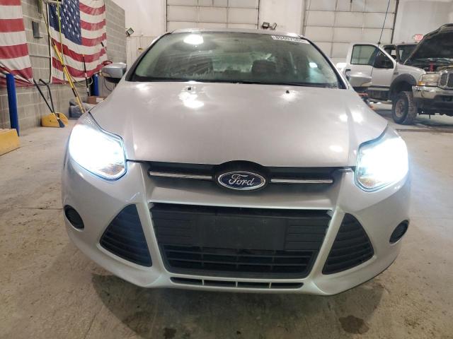 Седани FORD FOCUS 2014 Сріблястий