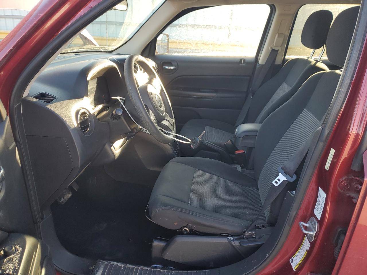 2012 Jeep Liberty (Patriot) - Image 7