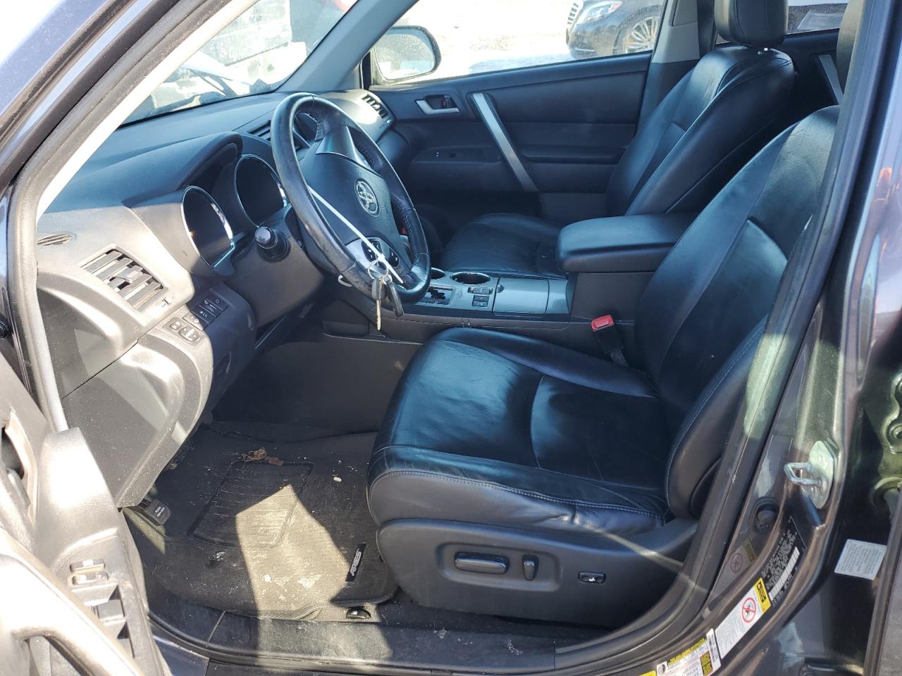 2012 Toyota Highlander - Image 7