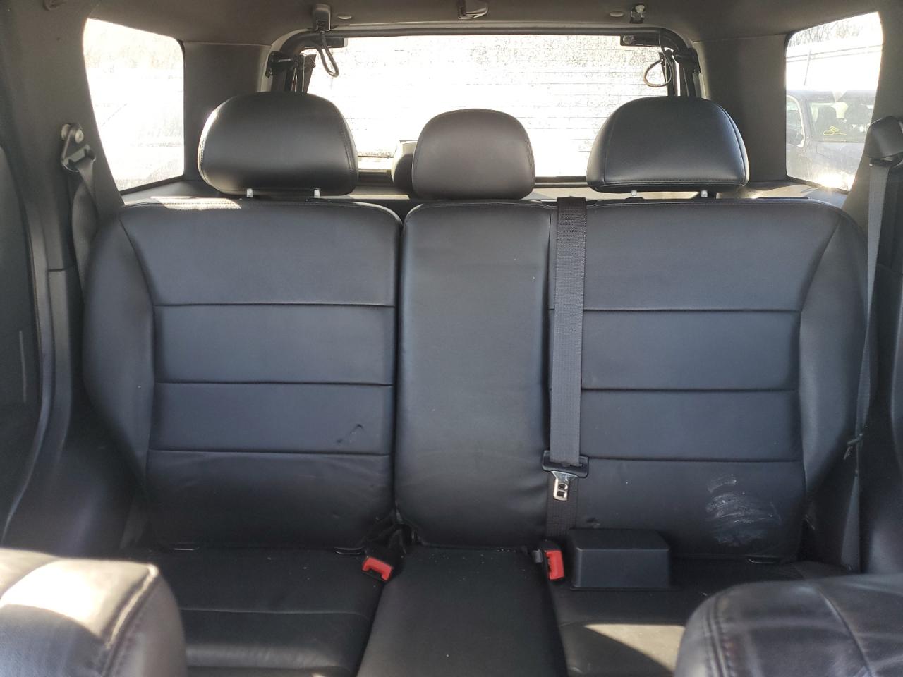 2010 Ford Escape - Image 10