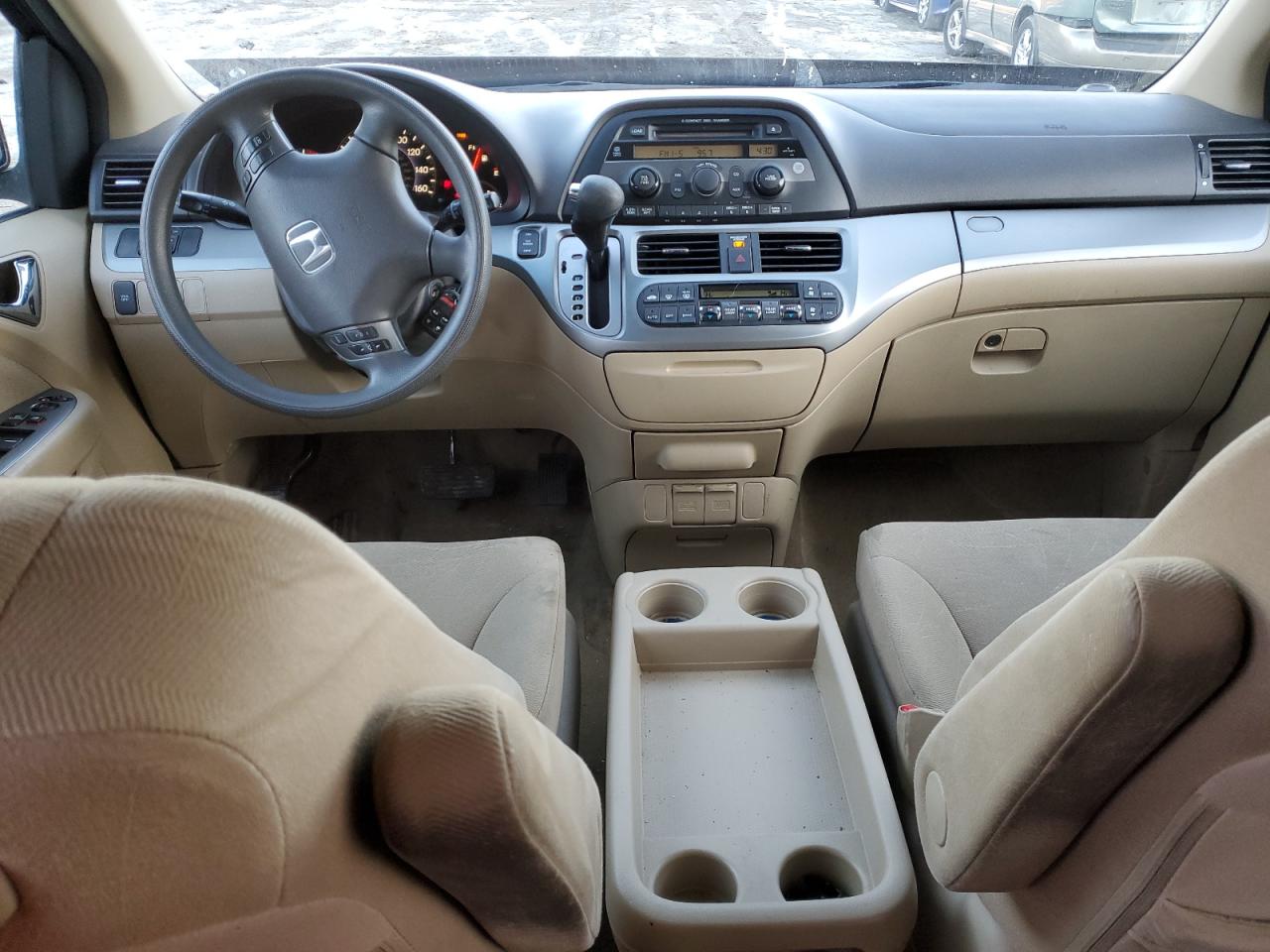 2010 Honda Odyssey - Image 8