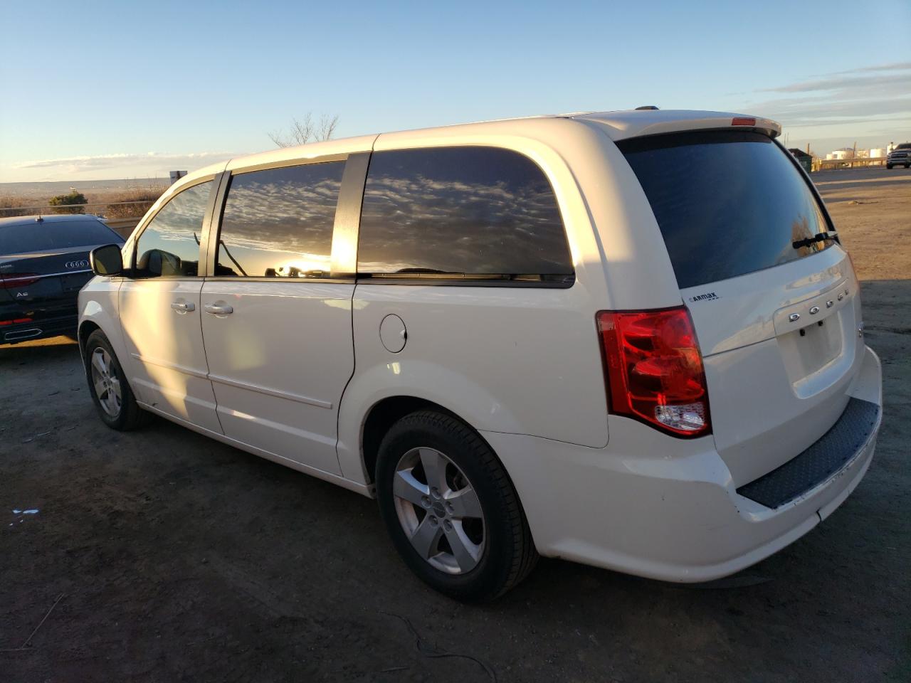 VIN 2C4RDGBG0DR766434 2013 DODGE CARAVAN no.2