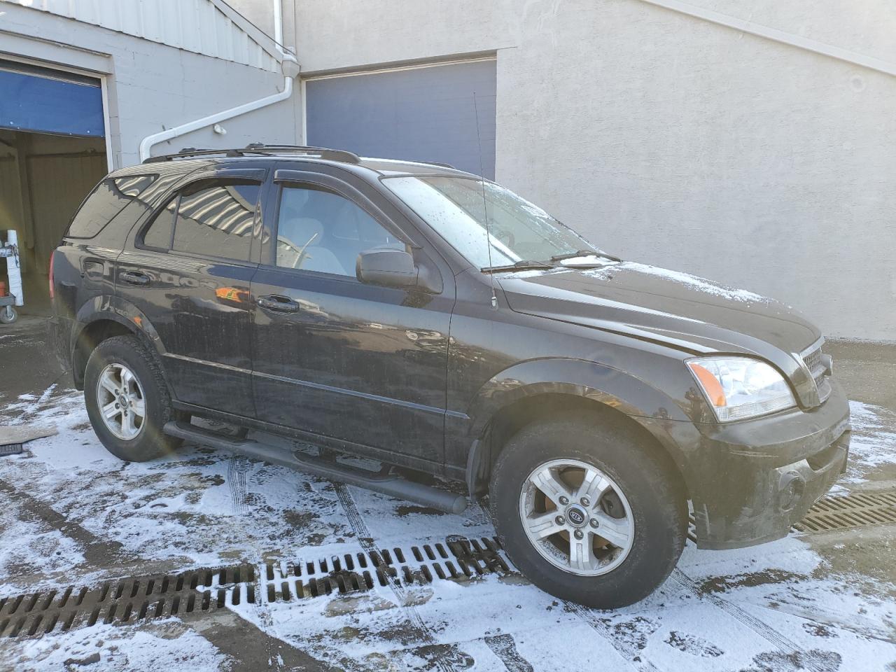 2004 Kia Sorento - Image 4