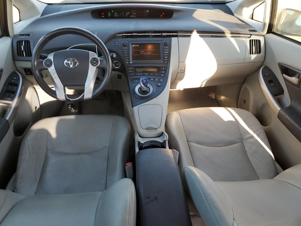 2010 Toyota Prius - Image 8