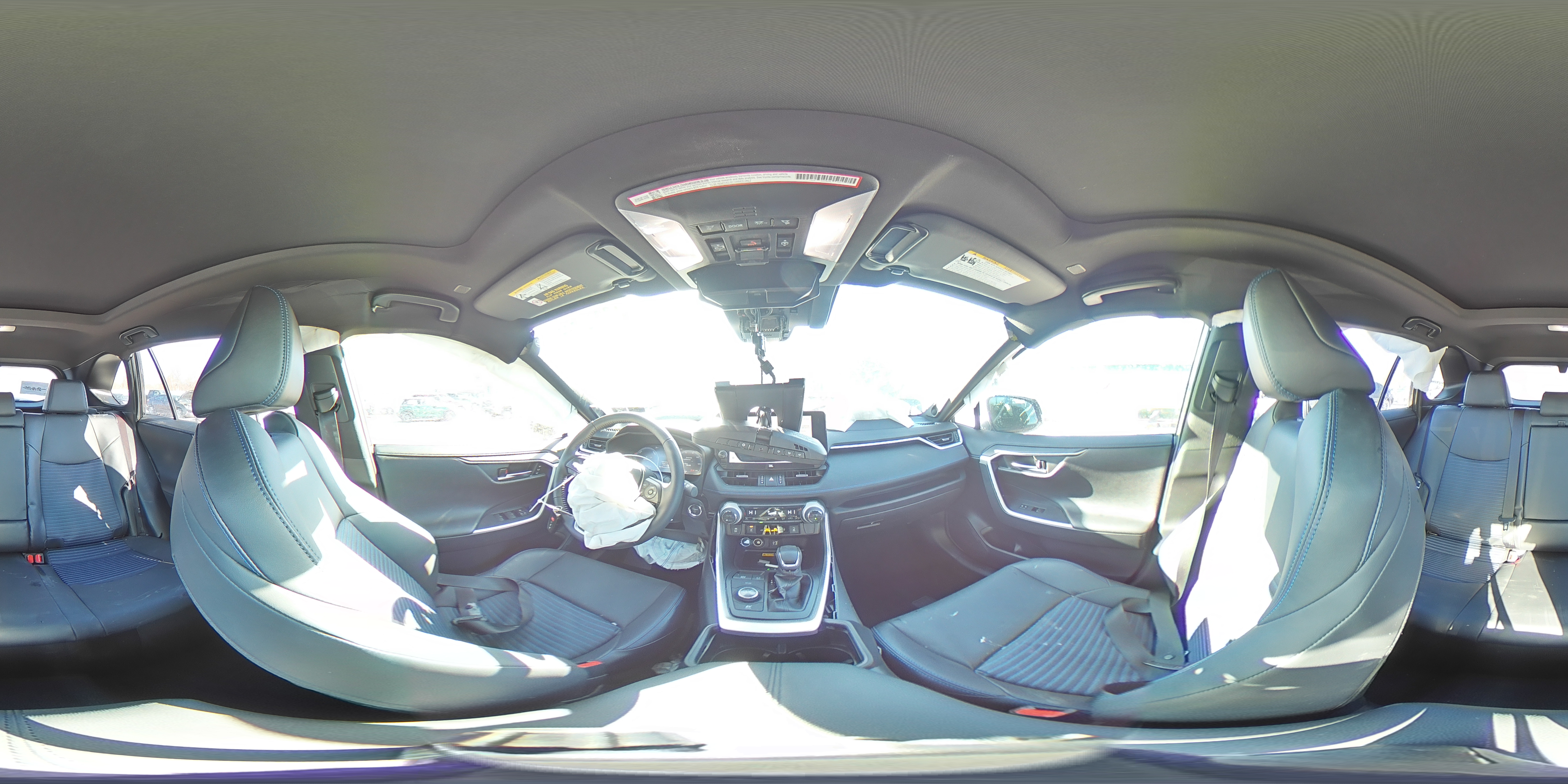2024 Toyota RAV 4 - Image 14
