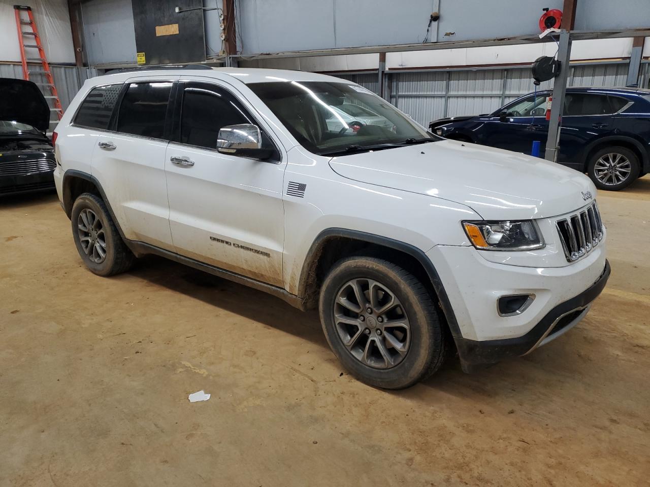 2015 Jeep Grand Cherokee - Image 4