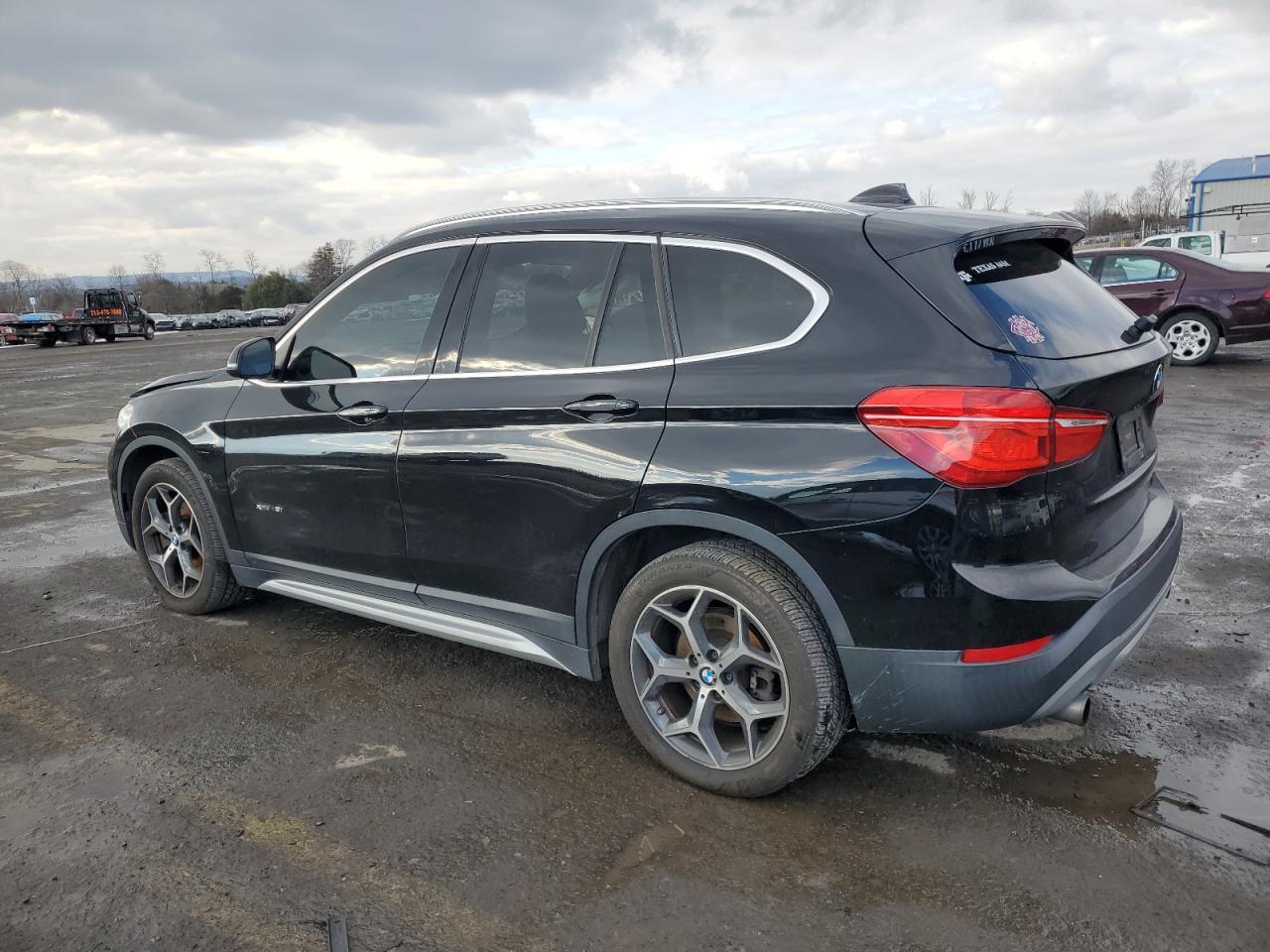 2016 BMW X1 - Image 2
