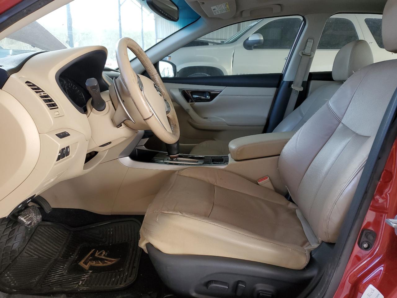 2015 Nissan Altima - Image 7