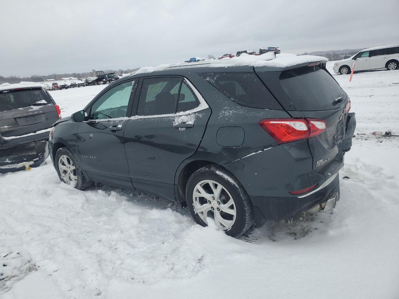 2020 Chevrolet Equinox - Image 2